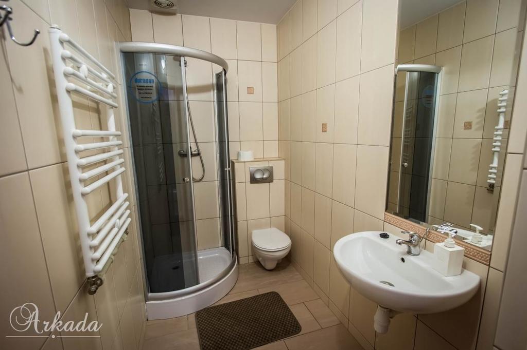 Hotel Arkada Rawa Mazowiecka Rum bild