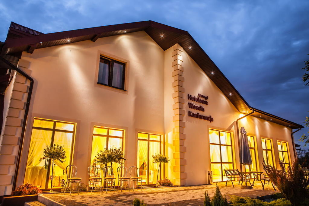 Hotel Arkada Rawa Mazowiecka Exteriör bild